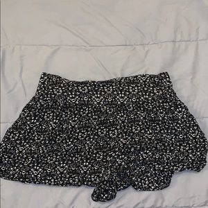 American Eagle Floral Shorts